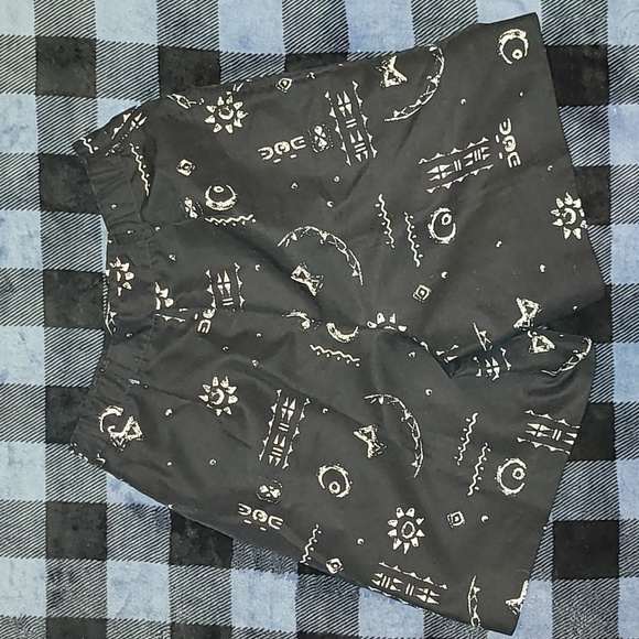 Vintage. Made in USA. TAIL. Shorts. Women's size 10 - Picture 9 of 11